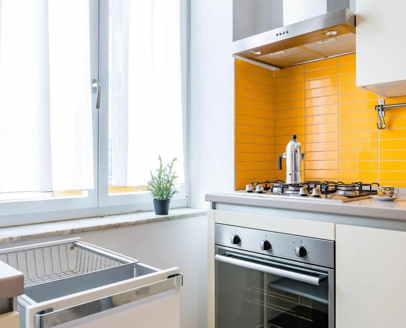 Metro Universita Apartment By Wonderful Italy Naples Italy