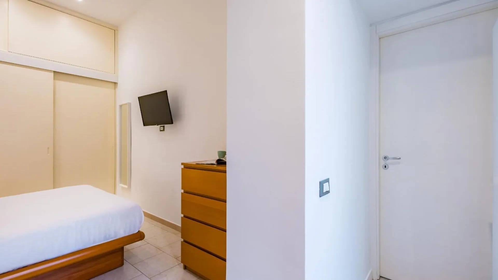 Metro Universita Apartment By Wonderful Italy Naples Italy