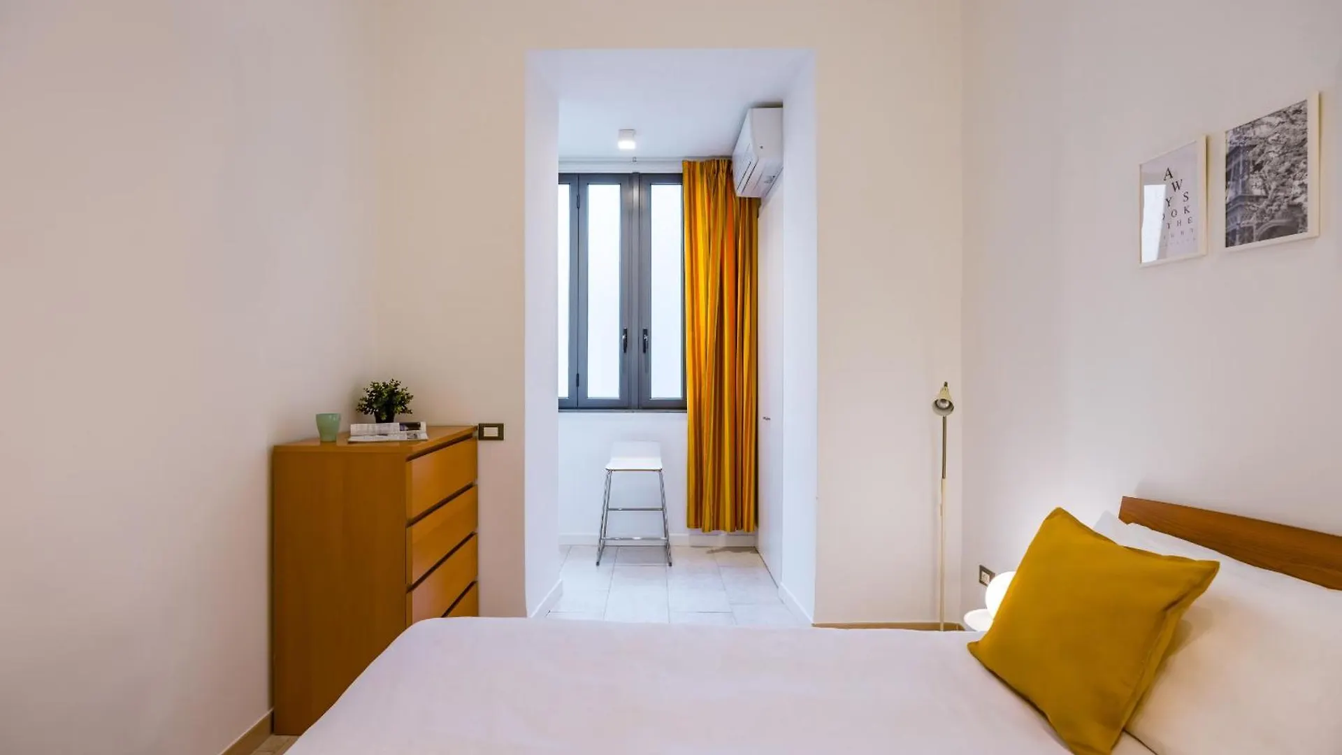 Metro Universita Apartment By Wonderful Italy contacts