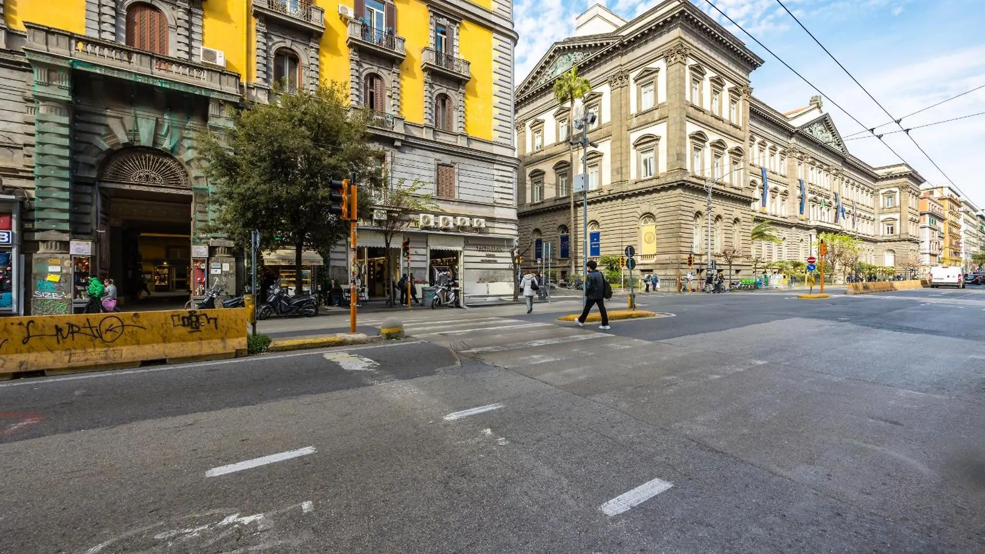 Metro Universita Apartment By Wonderful Italy Naples